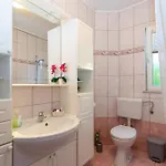 Apartament By The Sea Mandre - Pag - 4093 Kolan