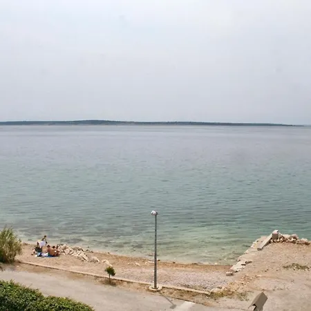 Lägenhet By The Sea Mandre - Pag - 4093 Kolan
