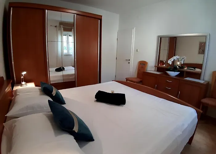 Apartmán By The Sea Mandre - Pag - 4093 Kolan